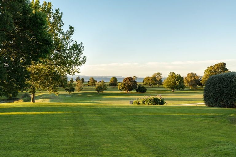 Photo of property in 59d Western Avenue, Omokoroa, 3114