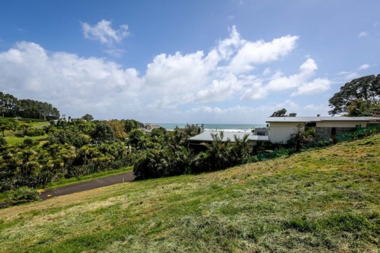 Photo of property in 12b Shearer Drive, Oakura, 4314