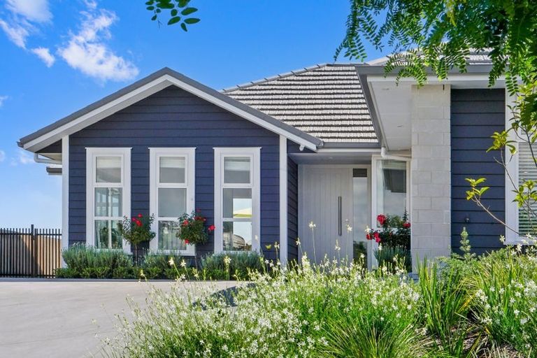 Photo of property in 4 Herring Place, Omokoroa, 3114