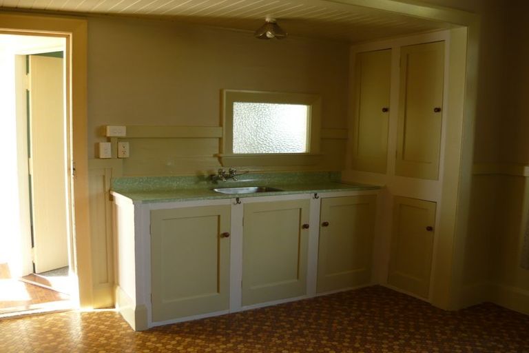 Photo of property in 67 Rhodes Street, Waimate, 7924