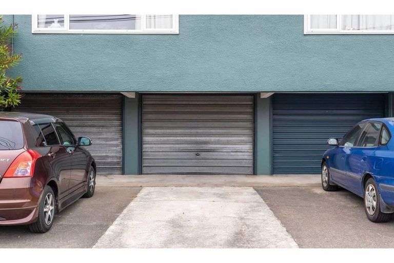 Photo of property in 520 Barbadoes Street, Edgeware, Christchurch, 8013