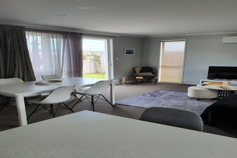 Photo of property in 46 Cupples Street, Papamoa Beach, Papamoa, 3118