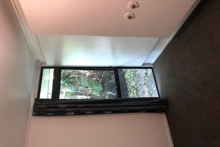 Photo of property in 57 Highland Park Drive, Highland Park, Auckland, 2010