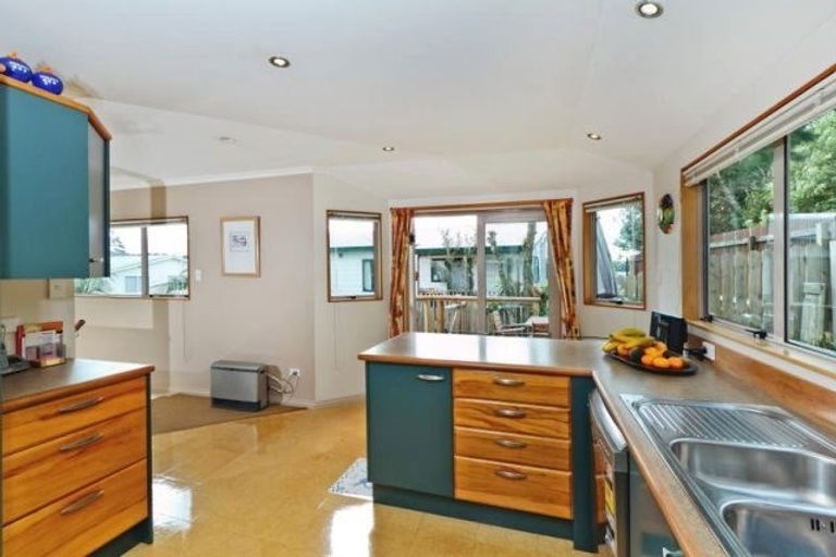 Photo of property in 319a Albany Highway, Rosedale, Auckland, 0632