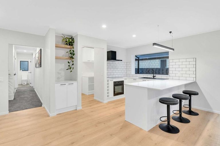 Photo of property in 43 West Street, Pukekohe, 2120