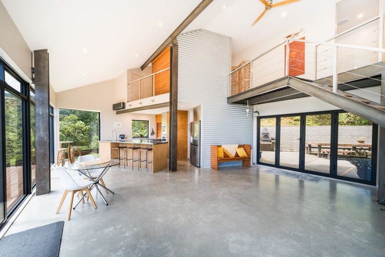 Photo of property in 631 Pahiatua Aokautere Road, Aokautere, Palmerston North, 4471