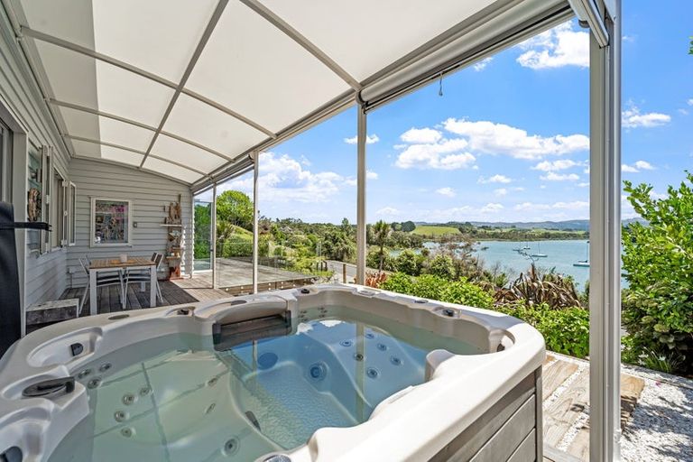 Photo of property in 1248 Sandspit Road, Sandspit, Warkworth, 0982