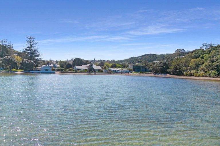 Photo of property in 11 Hope Avenue, Russell, 0202