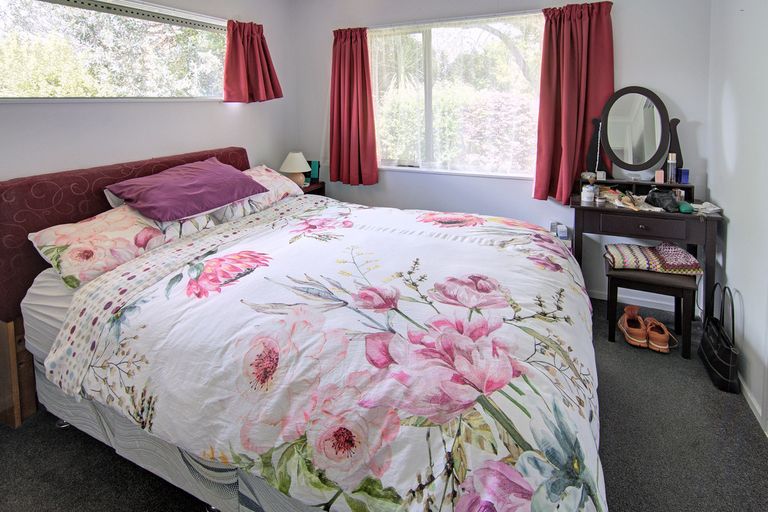 Photo of property in Holdsworth Villas, 41/2 William Donald Drive, Solway, Masterton, 5810