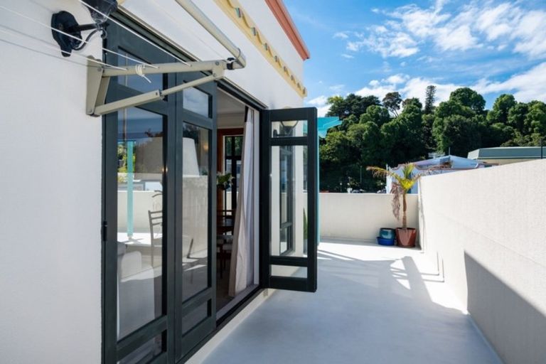 Photo of property in 243 Emerson Street, Napier South, Napier, 4110