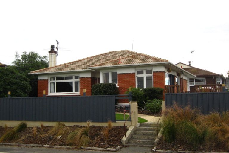 Photo of property in 3 Flower Street, Fairfield, Dunedin, 9018