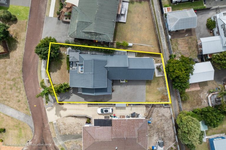 Photo of property in 24 Brodie Lane, Pauanui, Hikuai, 3579