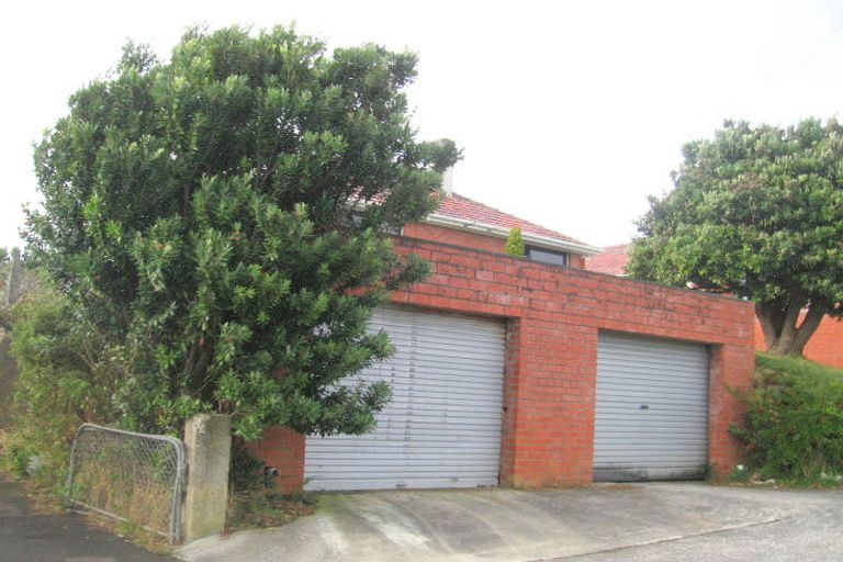 Photo of property in 12 Walker Avenue, Paremata, Porirua, 5026