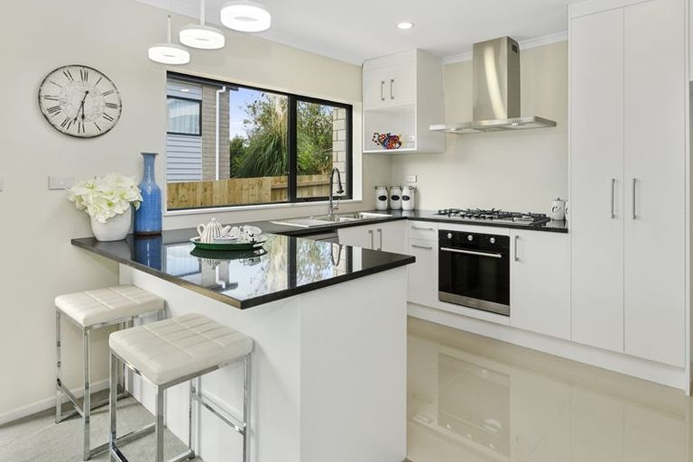 Photo of property in 2b Wood Street, Papakura, 2110