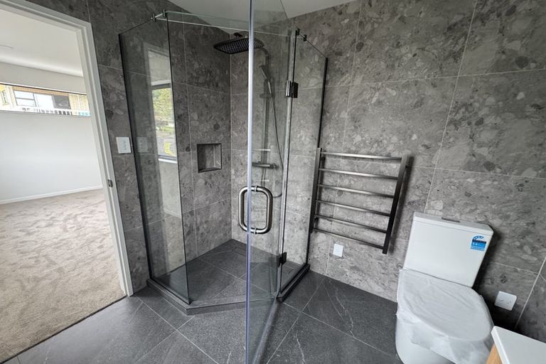 Photo of property in 3a Newstead Avenue, Browns Bay, Auckland, 0632