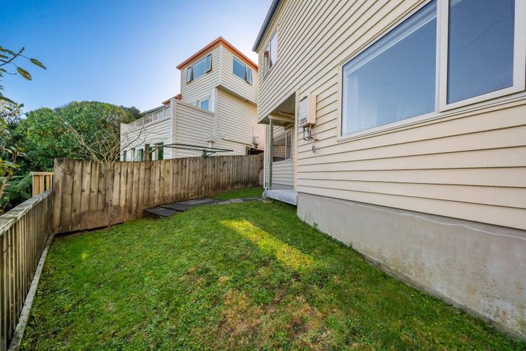 Photo of property in 42a Landsdowne Terrace, Karori, Wellington, 6012