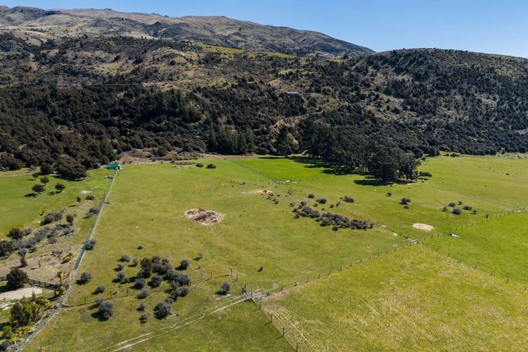 Photo of property in 78 Nursery Road, Queensberry, Cromwell, 9383