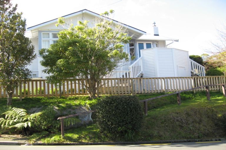 Photo of property in 32 Hatton Street, Karori, Wellington, 6012
