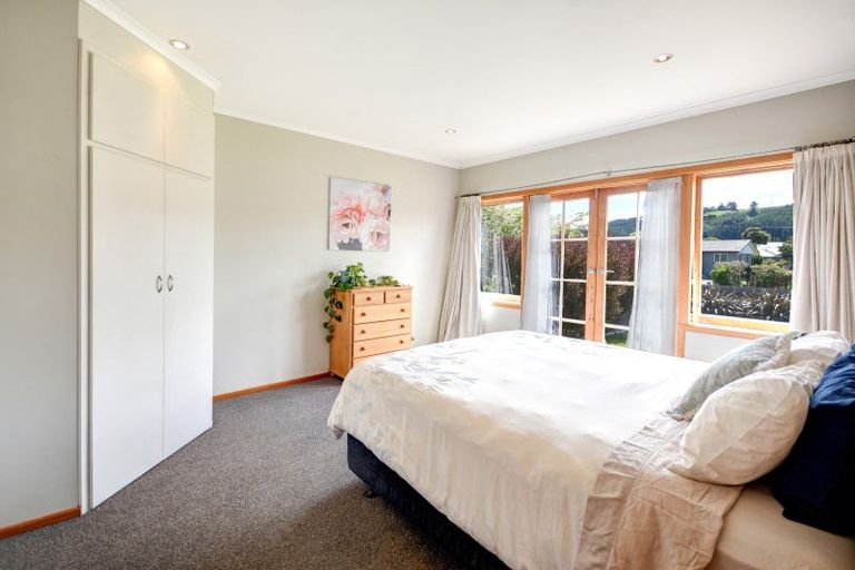 Photo of property in 33 Beaumaris Street, Outram, 9019