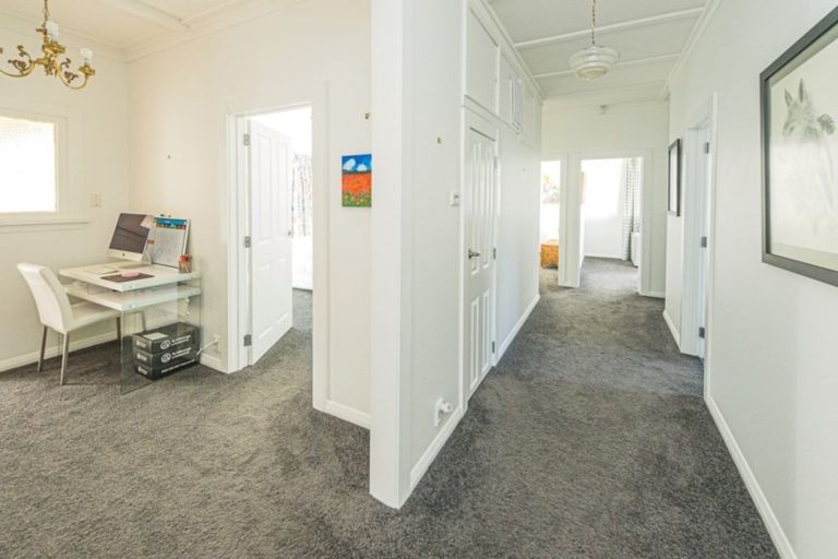 Photo of property in 124 Anzac Parade, Whanganui East, Whanganui, 4500