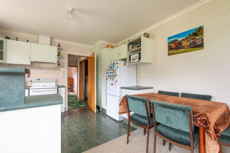 Photo of property in 42 Helensburgh Road, Halfway Bush, Dunedin, 9010