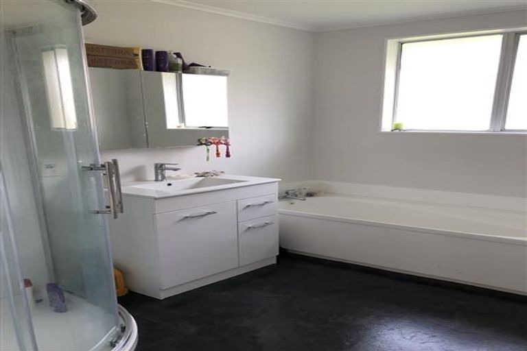 Photo of property in 58a Plateau Road, Te Marua, Upper Hutt, 5018