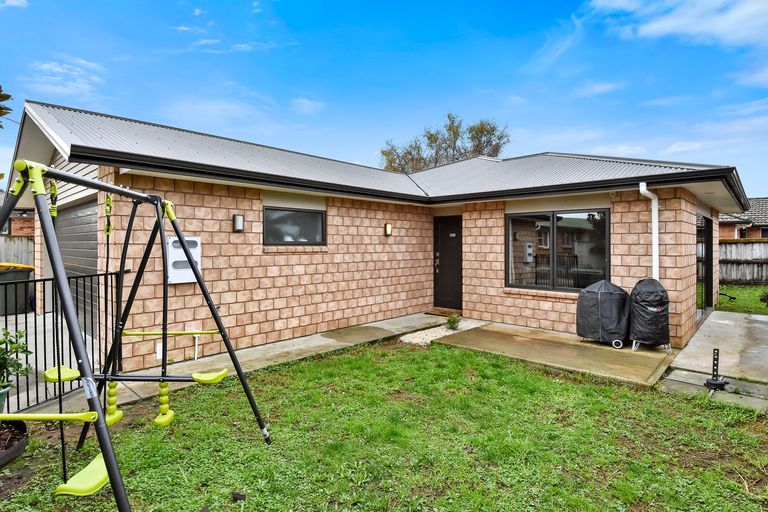 Photo of property in 66a Wellington Street, Pukekohe, 2120