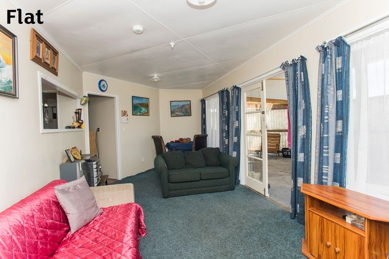 Photo of property in 152 Onslow Road, Patutahi, Gisborne, 4072