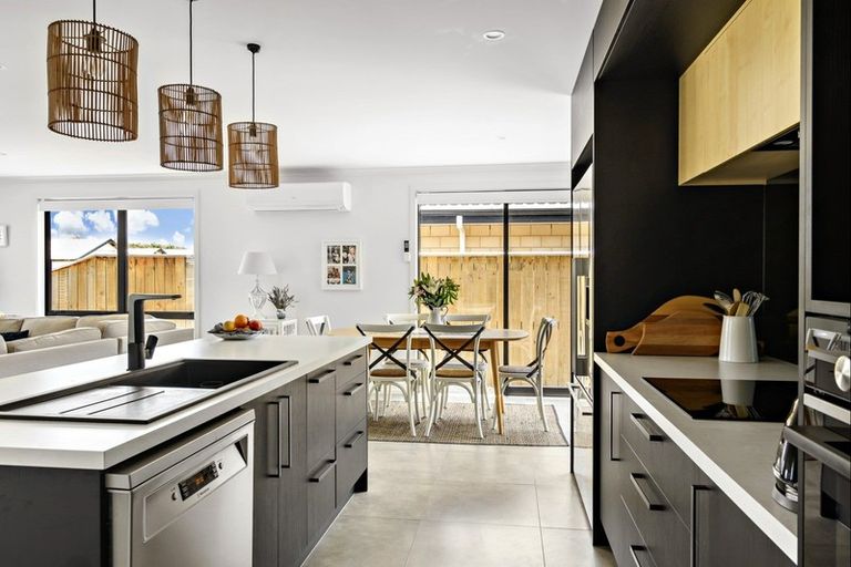 Photo of property in 27 Kuini Place, Motueka, 7120