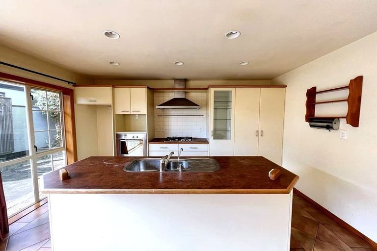 Photo of property in 1/16 Glanworth Place, Dannemora, Auckland, 2016