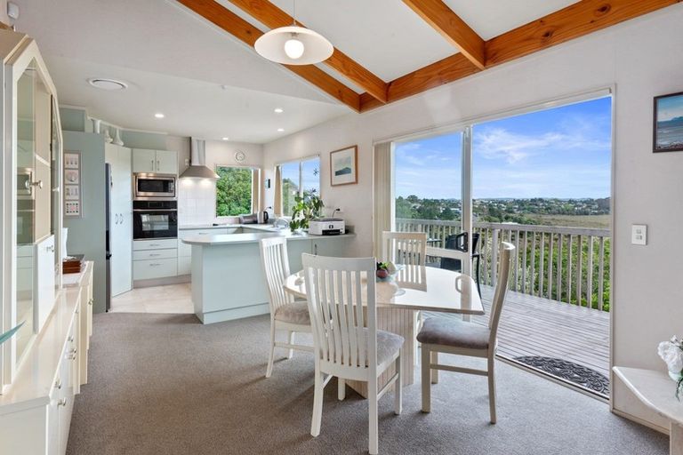 Photo of property in 11 Noone Close, Onerahi, Whangarei, 0110