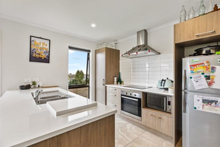 Photo of property in 95 Bert Wall Drive, Omokoroa, 3114