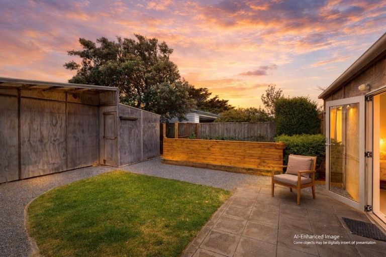 Photo of property in 30 Kent Avenue, Waitarere Beach, Levin, 5510