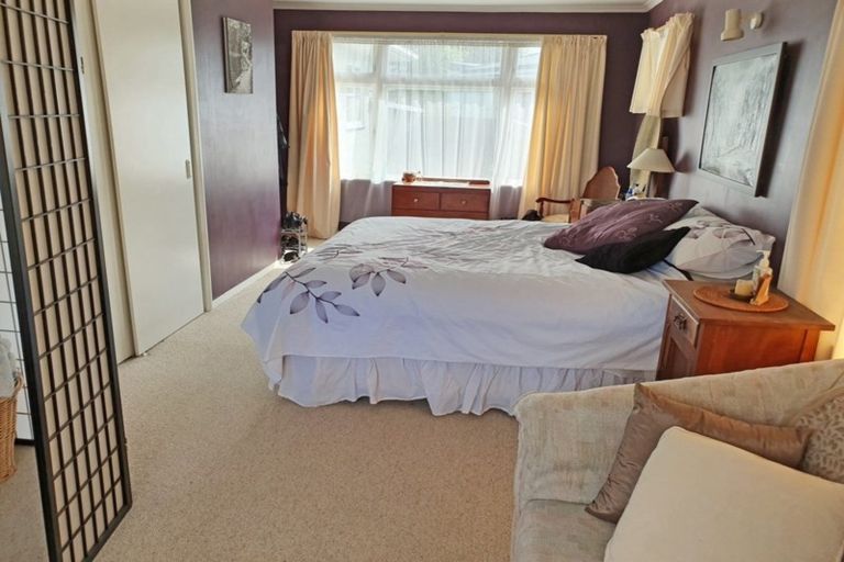 Photo of property in 17 Ilford Place, Awapuni, Palmerston North, 4412