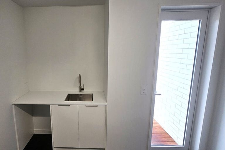 Photo of property in 2/132 Nayland Street, Sumner, Christchurch, 8081