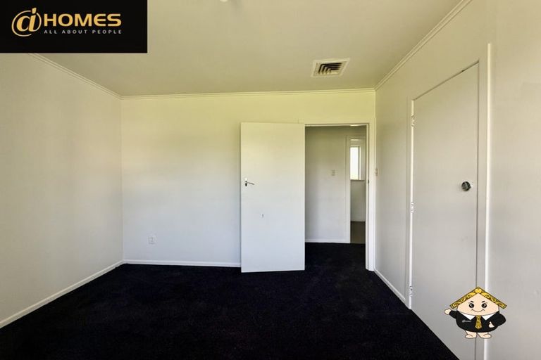 Photo of property in 41 Birkdale Road, Birkdale, Auckland, 0626