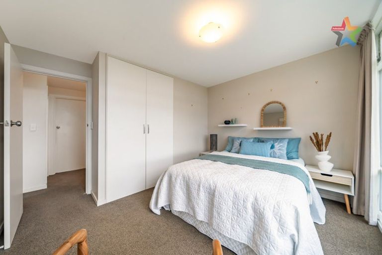 Photo of property in 28 Hollies Crescent, Johnsonville, Wellington, 6037