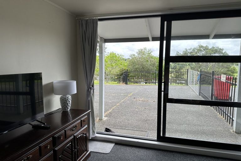 Photo of property in 25 Hull Road, Waitoki, Kaukapakapa, 0871