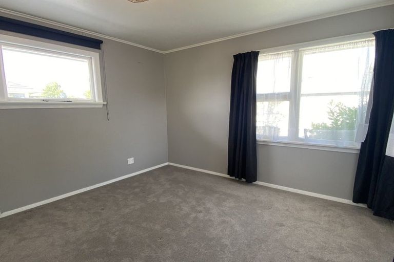 Photo of property in 1/6 Oakhurst Place, Russley, Christchurch, 8042