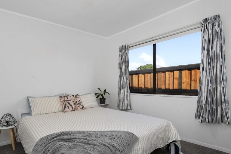 Photo of property in 7a Lyn Grove, Papamoa Beach, Papamoa, 3118