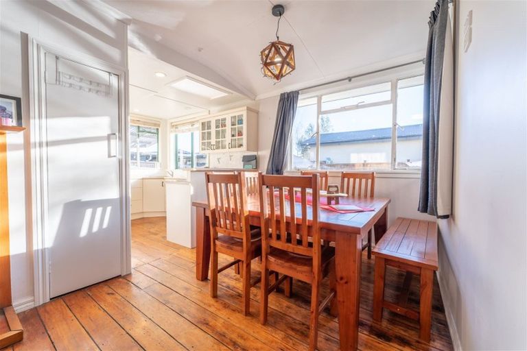 Photo of property in 128 Talbot Street, Geraldine, 7930