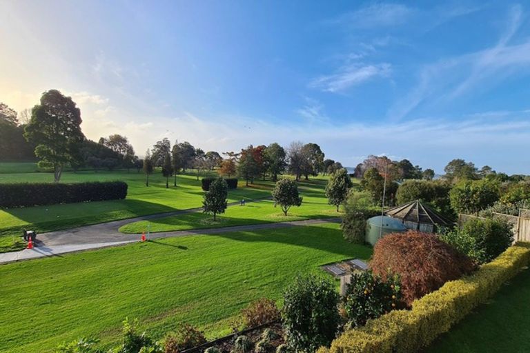 Photo of property in 57 Links View Drive, Omokoroa, 3114