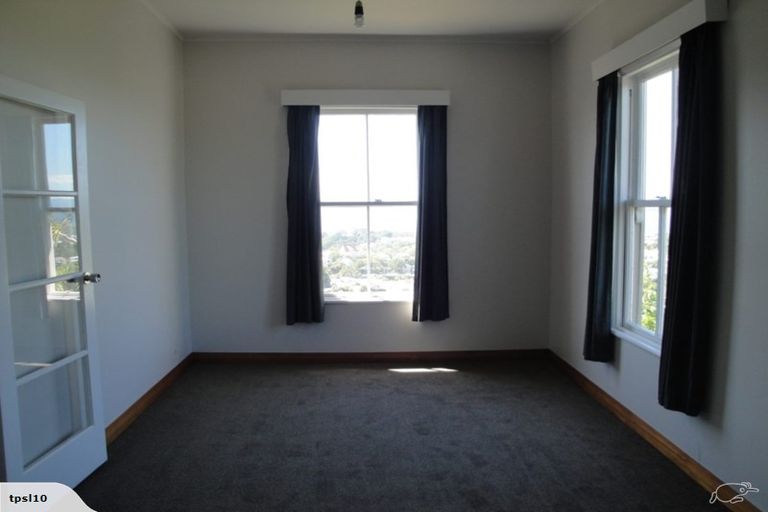 Photo of property in 21 Disley Street, Highbury, Wellington, 6012