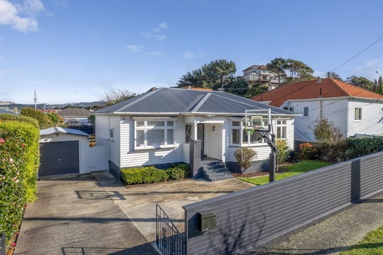 Photo of property in 6 Bentinck Avenue, Strathmore Park, Wellington, 6022