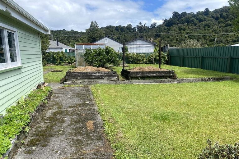 Photo of property in 8 Eva Street, Greymouth, 7805