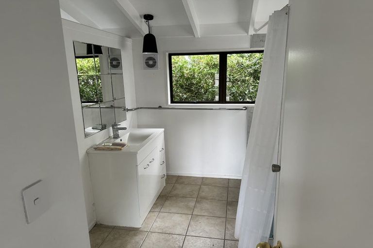 Photo of property in 29 Whitford Road, Howick, Auckland, 2014