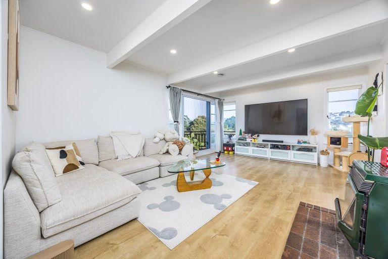 Photo of property in 7 Chamberlain Road, Massey, Auckland, 0614