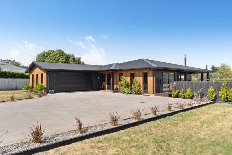 Photo of property in High Street South, Carterton, 5713