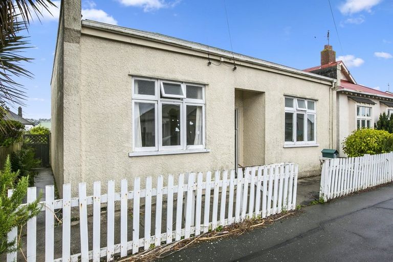 Photo of property in 83 Fawcett Street, South Dunedin, Dunedin, 9012