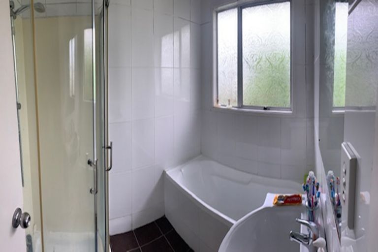 Photo of property in 11 Treviso Place, Clover Park, Auckland, 2023